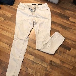 Jessica Simpson KISS Me Jegging Size 29